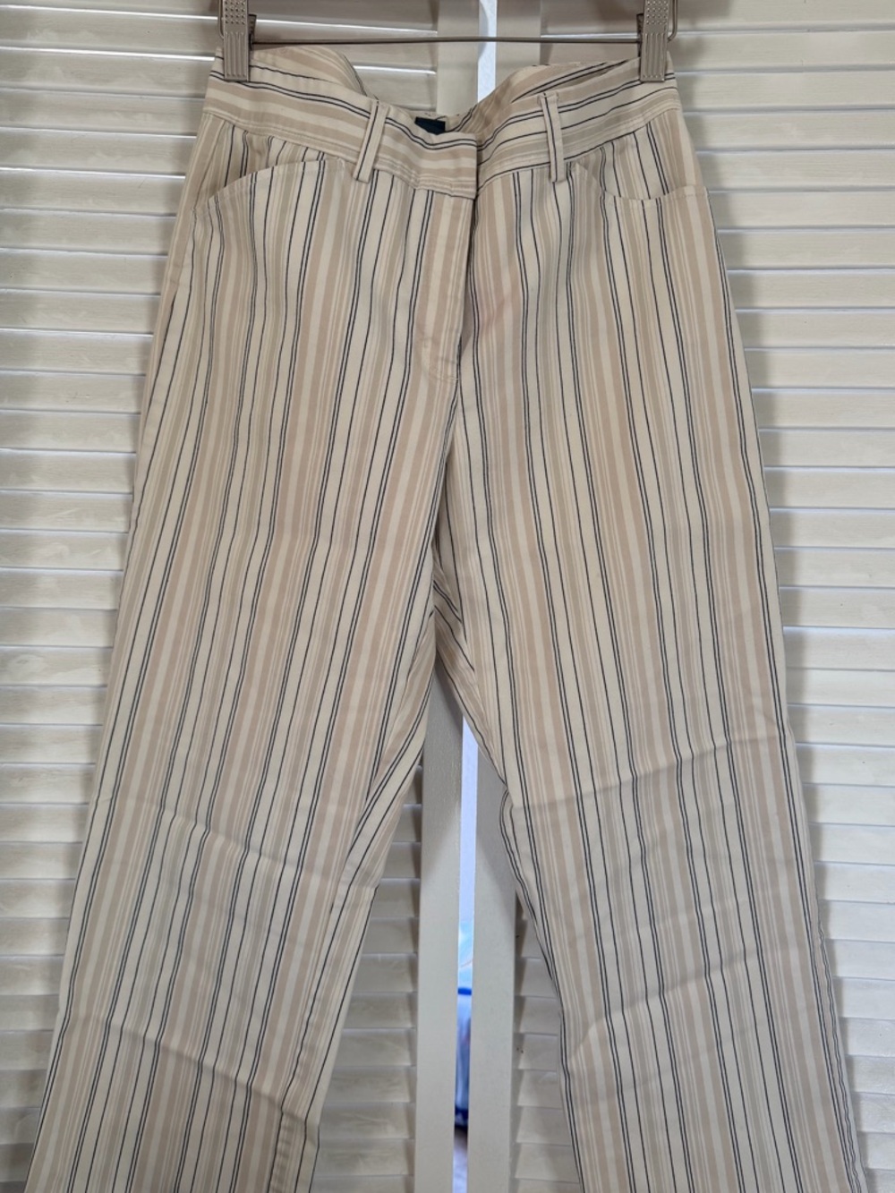 Hilliard and Hanson Striped Cropped Pants Women’s Size 10 Beige Black Causal
